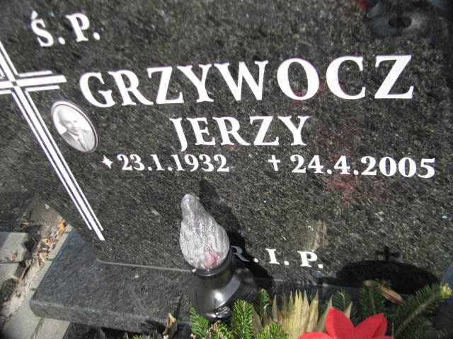 Jerzy Grzywocz 1932 Zabrze Pawłów - Grobonet - Wyszukiwarka osób pochowanych